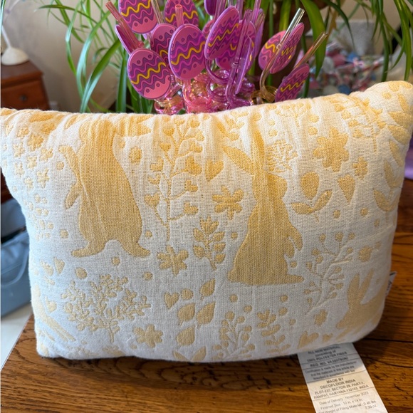 Hip & Hop Other - Yellow Floral Bunny Accent Pillow